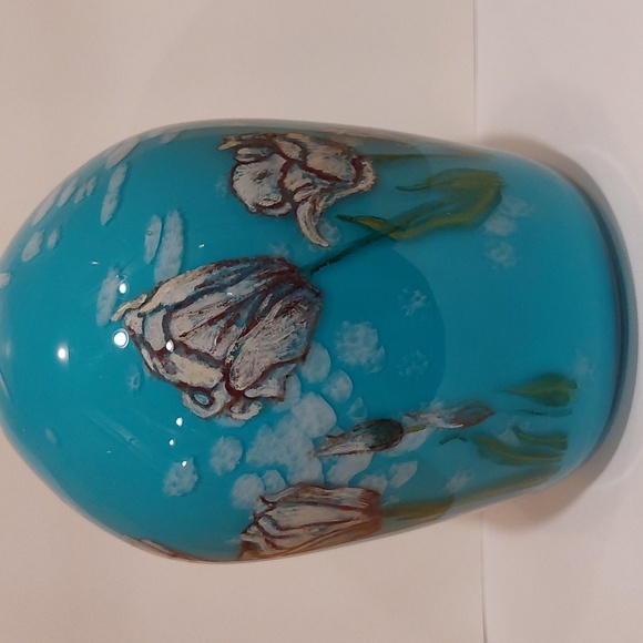 HANDMADE GRAAL GLASS VASE, TULIPS ON BLUE BACKGROUND - Picture 4 of 7